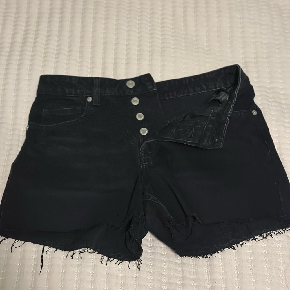 H & M jean Booty shorts Sz 8 Distressed Stretch Short Shorts Black